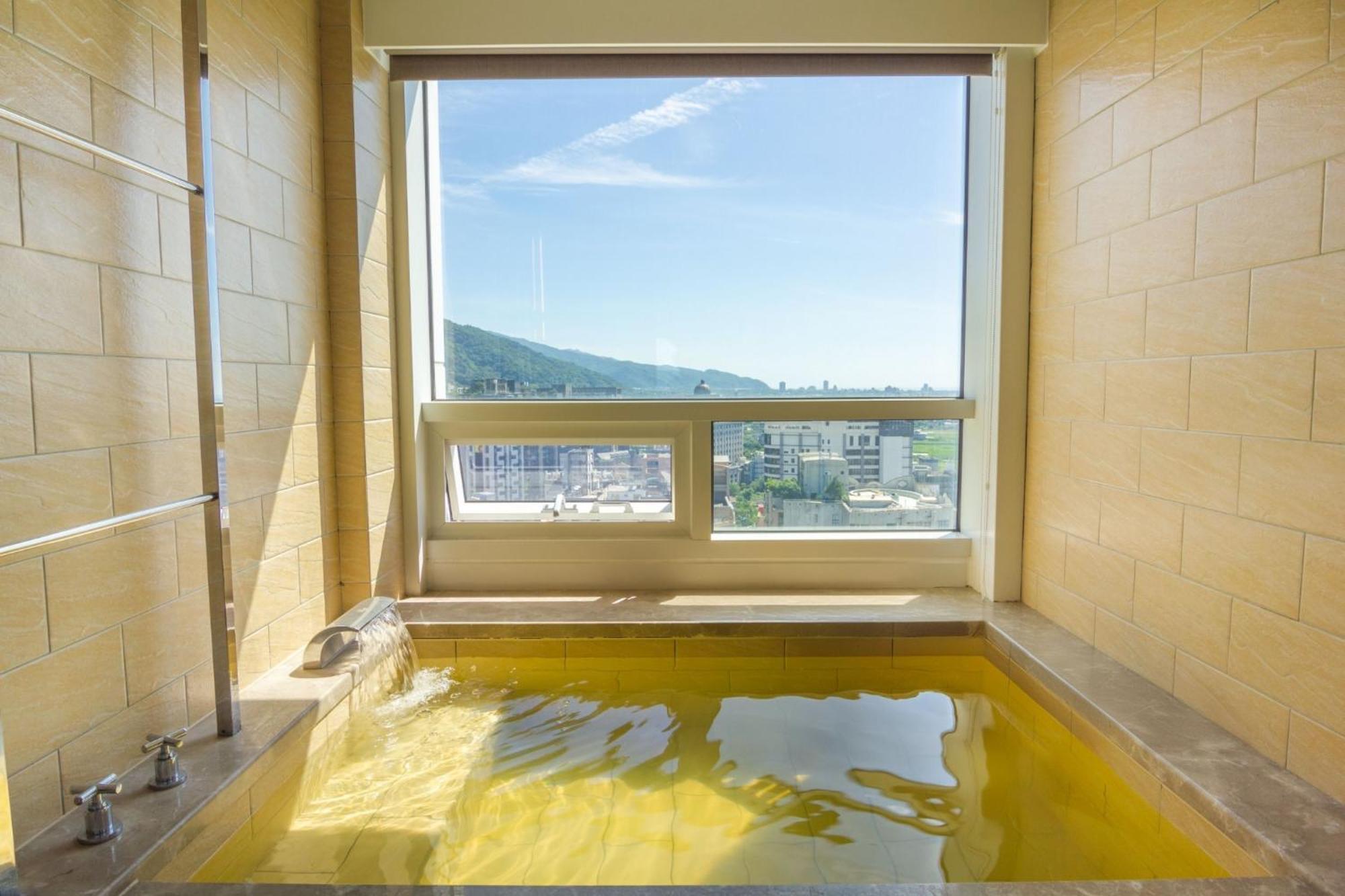 Kilin Hotel, 자오시 외부 사진